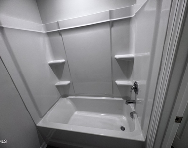203 Broomside Avenue - Photo Thumbnail 12
