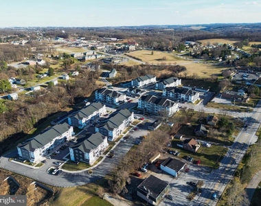 8308 Hudson Court - Photo Thumbnail 19