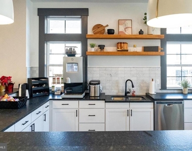 8201 Hudson Court - Photo Thumbnail 24