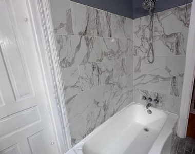 538 N 58th Street - Photo Thumbnail 8