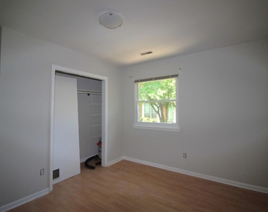 2833 Seclusion Court - Photo Thumbnail 9