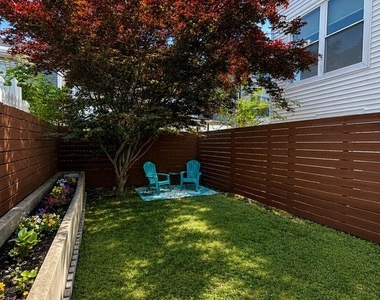 1345 E Berks Street - Photo Thumbnail 32