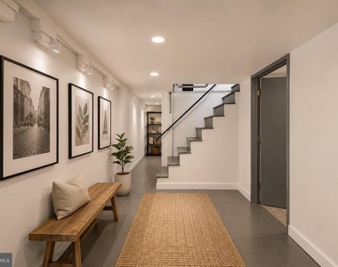 1345 E Berks Street - Photo Thumbnail 27