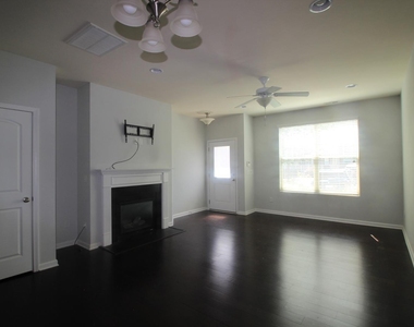 73 Pocono Drive - Photo Thumbnail 3