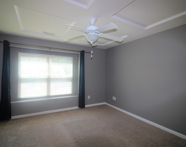 73 Pocono Drive - Photo Thumbnail 6