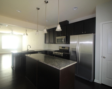 73 Pocono Drive - Photo Thumbnail 4
