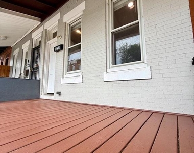 2555 N Hollywood Street - Photo Thumbnail 1