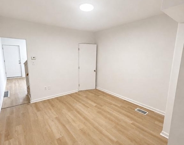 2669 Sepviva Street - Photo Thumbnail 5
