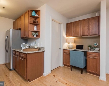 1200 Walnut Street - Photo Thumbnail 2