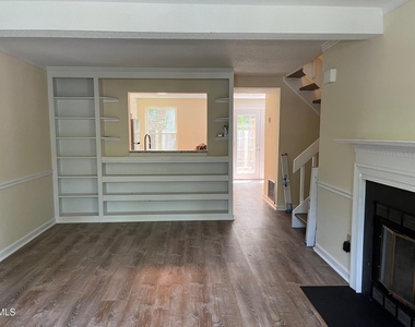 1829 Fox Sterling Drive - Photo Thumbnail 1