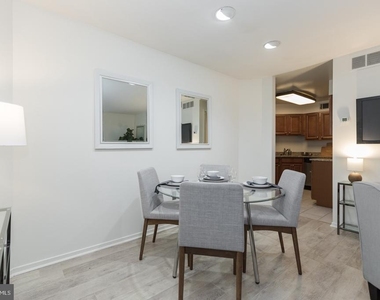 2031 Chancellor Street - Photo Thumbnail 6