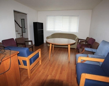 2333 Champion Court - Photo Thumbnail 4