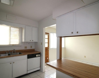 2333 Champion Court - Photo Thumbnail 2