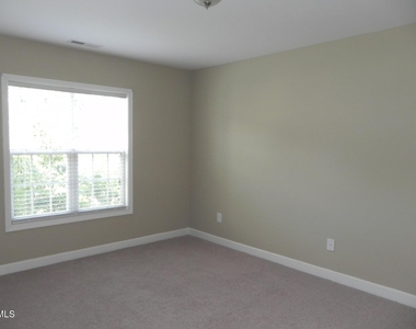 217 Butterbiggins Lane - Photo Thumbnail 9