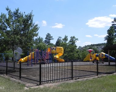 207 Cove Creek Drive - Photo Thumbnail 17