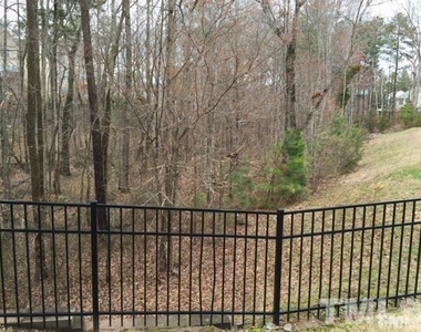 300 Dyersville Drive - Photo Thumbnail 11