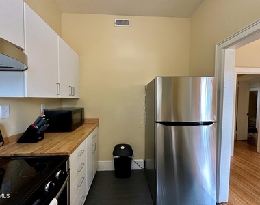 2200 Hope Street - Photo Thumbnail 8