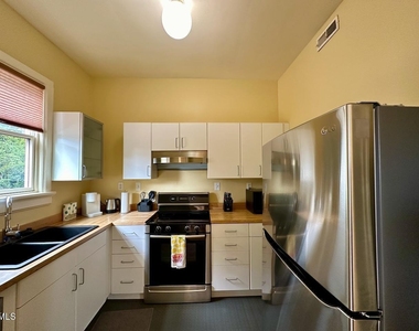 2200 Hope Street - Photo Thumbnail 6