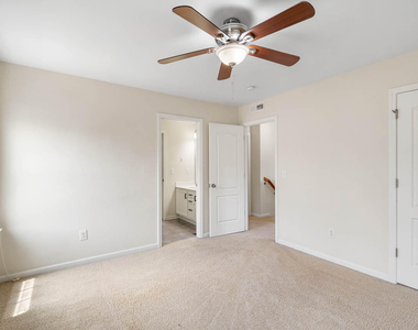 453 Sandy Whispers Place - Photo Thumbnail 31