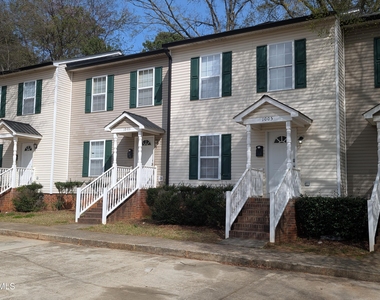1005 Shades Place - Photo Thumbnail 18