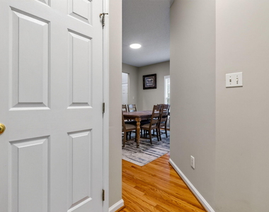 9041 Tenderfoot Trail - Photo Thumbnail 31
