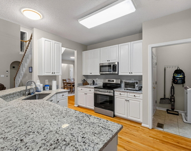 9041 Tenderfoot Trail - Photo Thumbnail 27