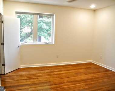 934 S 5th Street - Photo Thumbnail 10