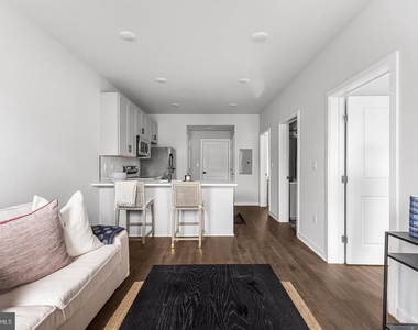 5542 Ridge Avenue - Photo Thumbnail 6