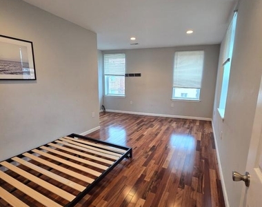 1145 S 10th Street - Photo Thumbnail 4