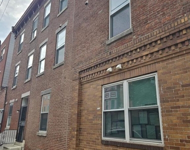 1145 S 10th Street - Photo Thumbnail 10