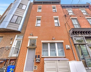 2452 Frankford Avenue - Photo Thumbnail 2