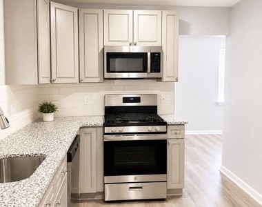 8516 Lynnewood Road - Photo Thumbnail 1
