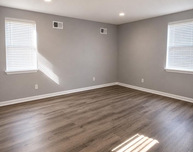 8516 Lynnewood Road - Photo Thumbnail 5