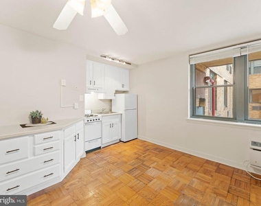 2601 Pennsylvania Avenue - Photo Thumbnail 7