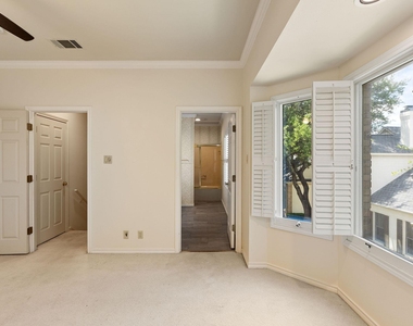 2834 Montebello Rd - Photo Thumbnail 32