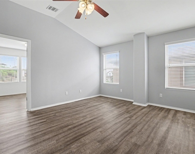 6227 Aviara Dr - Photo Thumbnail 37