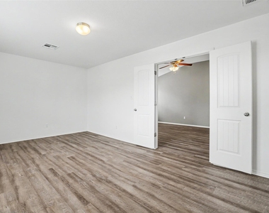 6227 Aviara Dr - Photo Thumbnail 31