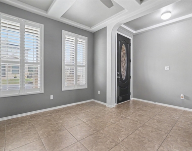 6227 Aviara Dr - Photo Thumbnail 9