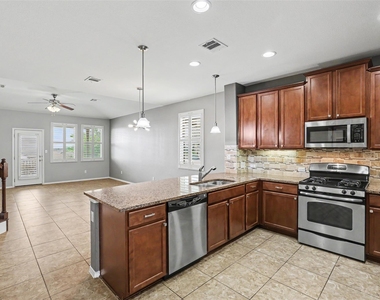 6227 Aviara Dr - Photo Thumbnail 12