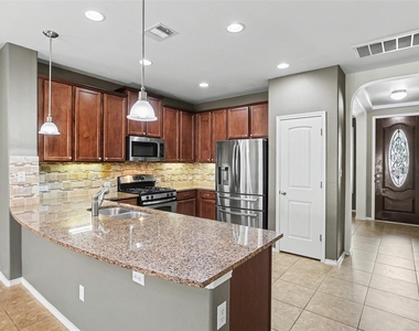 6227 Aviara Dr - Photo Thumbnail 11
