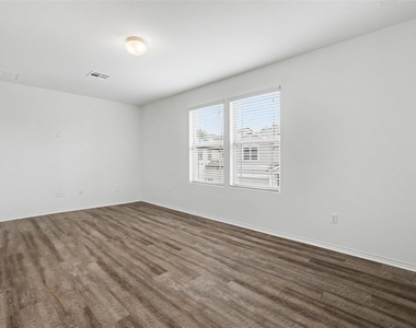 6227 Aviara Dr - Photo Thumbnail 32