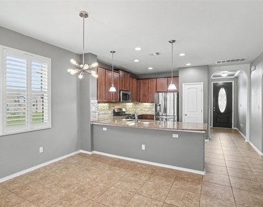 6227 Aviara Dr - Photo Thumbnail 14