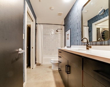 2235 E 6th St - Photo Thumbnail 16