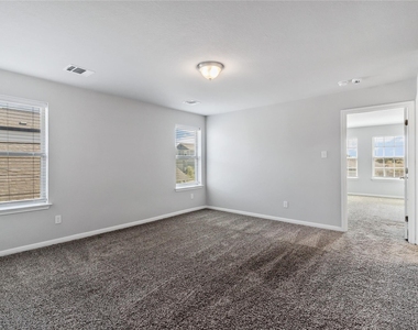 128 Old Stagecoach Rd - Photo Thumbnail 17