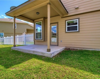 2014 Barker House Cv - Photo Thumbnail 32