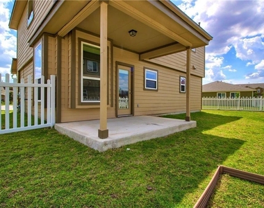 2014 Barker House Cv - Photo Thumbnail 31