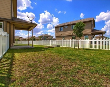 2014 Barker House Cv - Photo Thumbnail 33