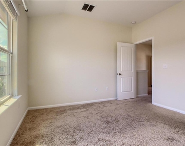 2014 Barker House Cv - Photo Thumbnail 11