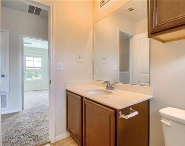 2014 Barker House Cv - Photo Thumbnail 24