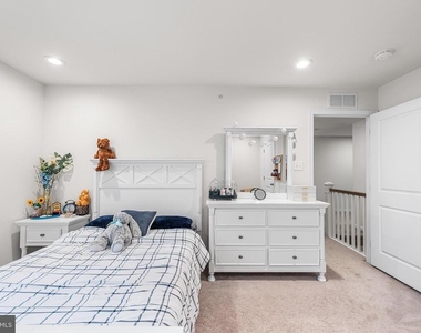 342 Ridgewood Drive - Photo Thumbnail 18